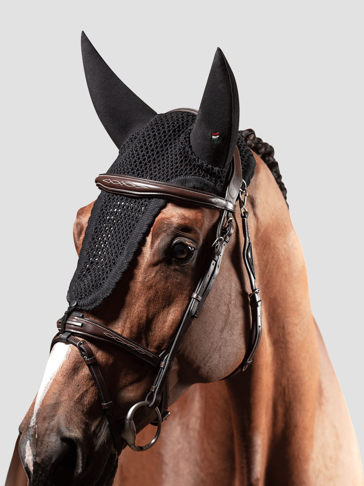 RUBEN – Soundproof Tie Down Ear Bonnet