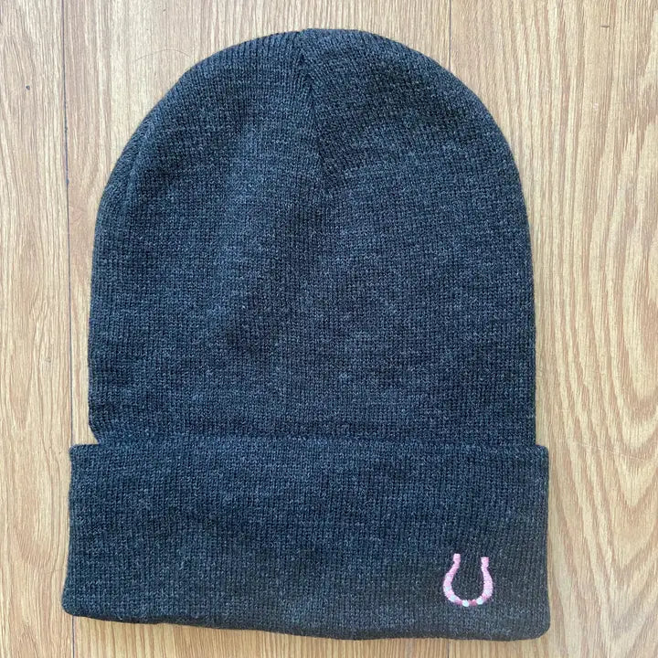 Horseshoe Beanie