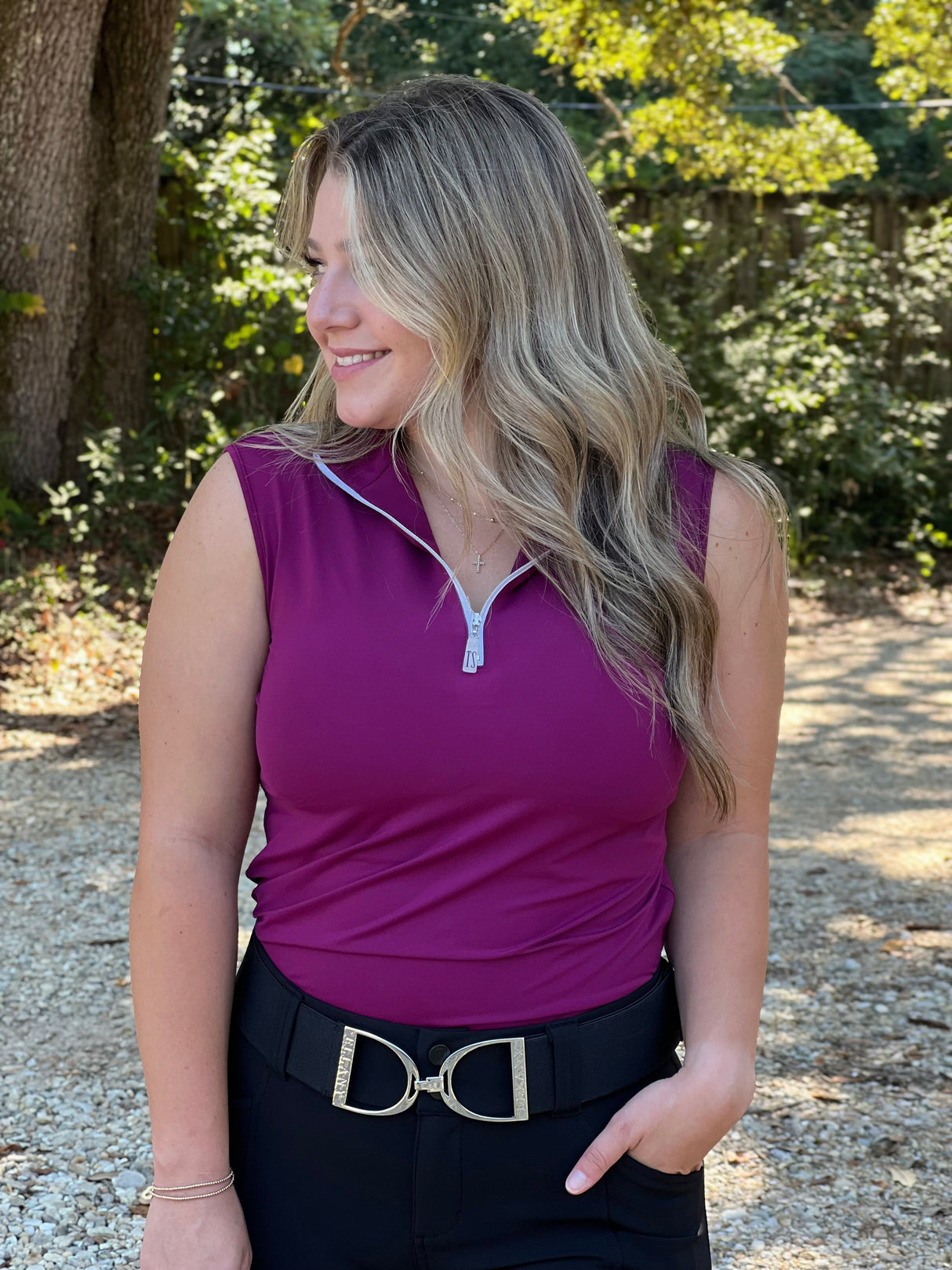 THE TAILORED SPORTSMAN ICEFIL® SLEEVELESS ZIP TOP