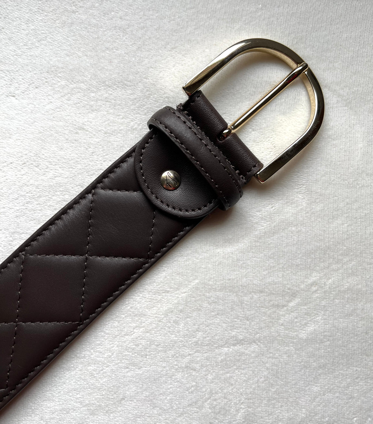 THE TAILORED SPORTSMAN QUILTED LEATHER C BELT