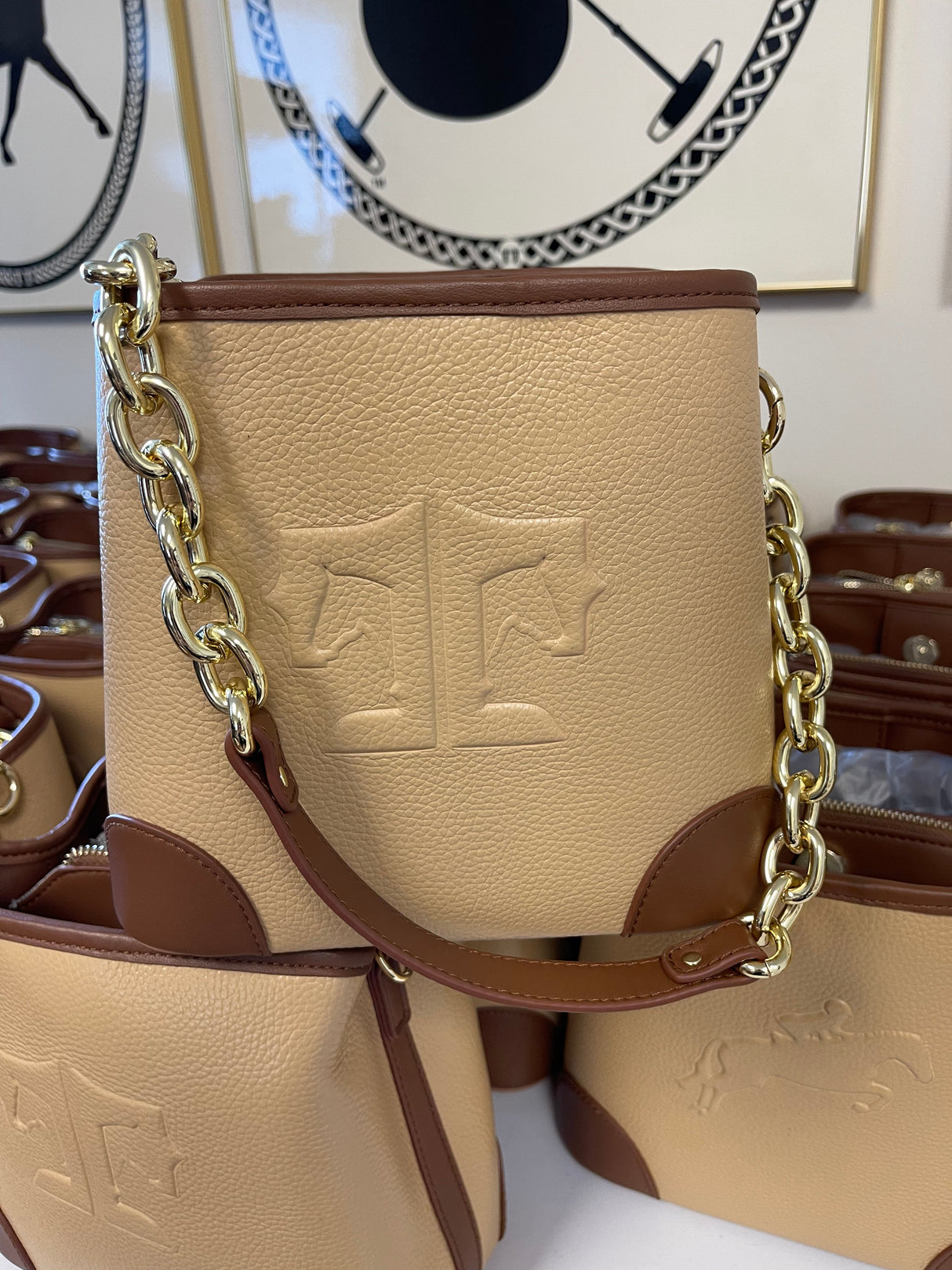 TUCKER TWEED: The Shetland