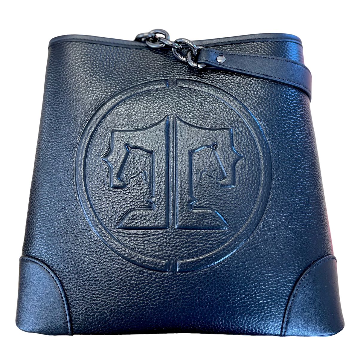 TUCKER TWEED: The Shetland