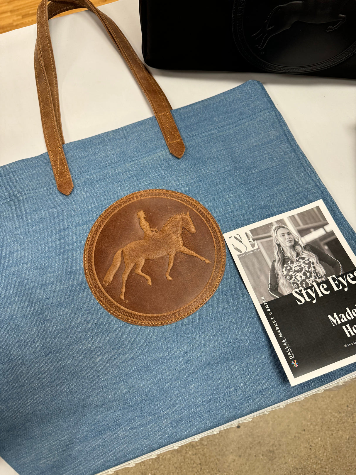 TUCKER TWEED: BARN BAG