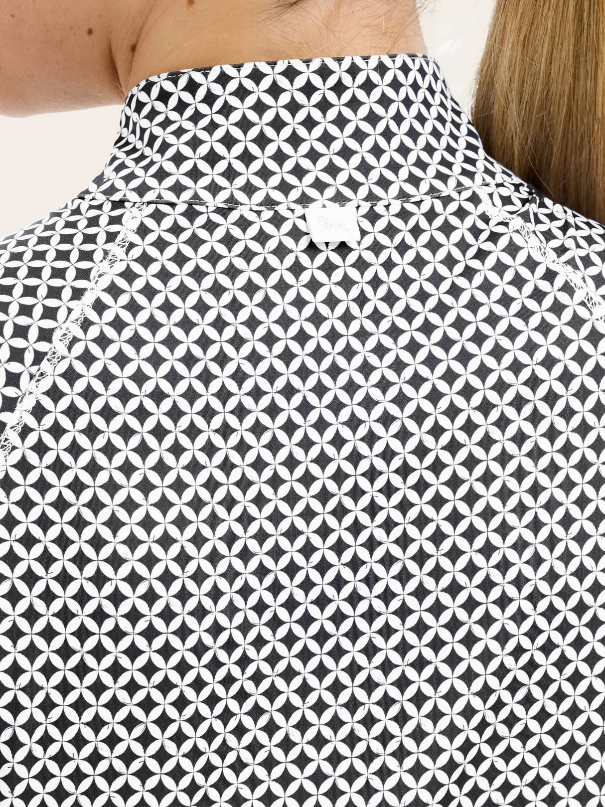 R.J. CLASSICS LUCY 1/4 ZIP SHORT SLEEVE SHIRT