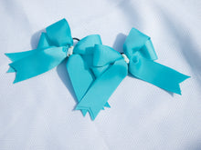 Load image into Gallery viewer, BLACK STALLION DESIGNS SMALL SHOW BOWS - PAIR
