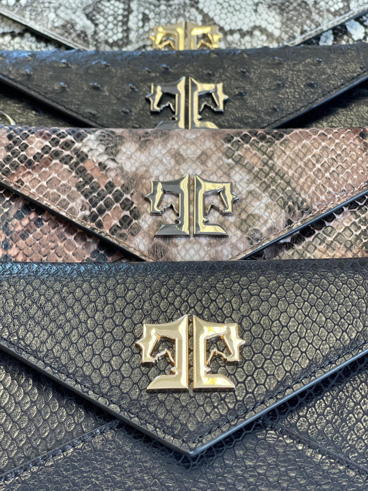 TUCKER TWEED: Cor De Star Clutch