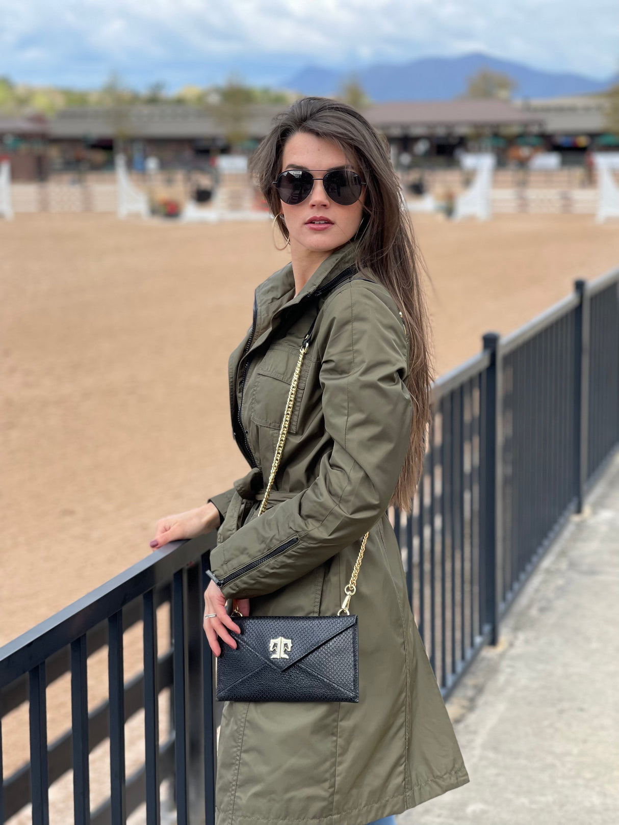 TUCKER TWEED: Cor De Star Clutch